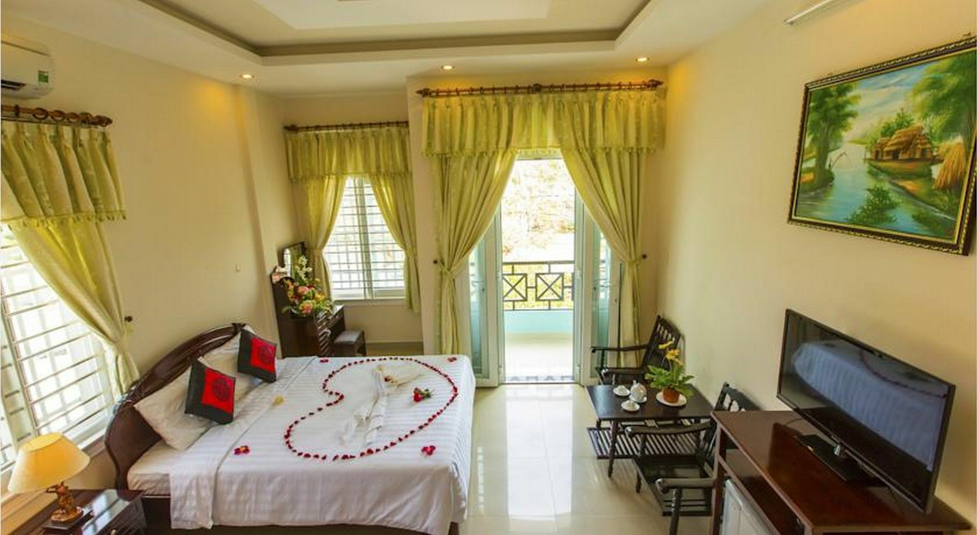 Quynh Nhan Homestay Хойан Экстерьер фото